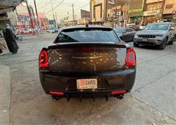 کرایسلەر 300